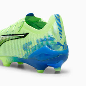 Chaussures de soccer à crampons pour terrain dur ULTRA 5 ULTIMATE Homme, Fizzy Apple-PUMA White-Bluemazing, extralarge