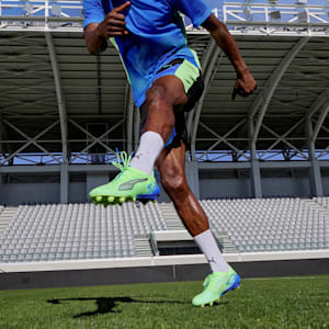 ULTRA 5 ULTIMATE Firm Ground Men's Soccer Cleats, Fizzy Apple-PUMA White-Bluemazing, extralarge