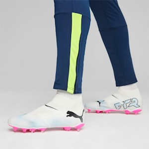 FUTURE 7 MATCH FG/AG Men's Laceless Football Boots, PUMA White-PUMA Black-Poison Pink, extralarge-IND