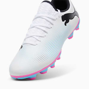 Chaussures de soccer FUTURE 7 PLAY FG/AG, PUMA White-PUMA Black-Poison Pink, extralarge