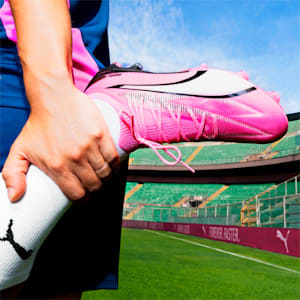 Tacos de fútbol ULTRA ULTIMATE FG/AG, Poison Pink-PUMA White-PUMA Black, extralarge