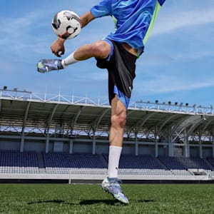 FUTURE 7 ULTIMATE Firm Ground/Artificial Ground Men's Soccer Cleats, Gray Skies-PUMA White-Fizzy Apple, extralarge