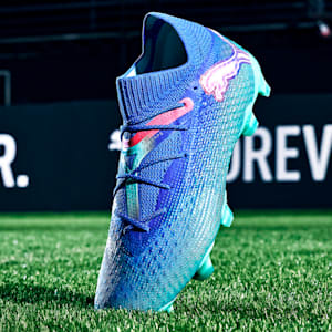 Chaussures de soccer à crampons pour terrain dur/terrain artificiel FUTURE 7 ULTIMATE Femme, Bluemazing-PUMA White-Electric Peppermint, extralarge