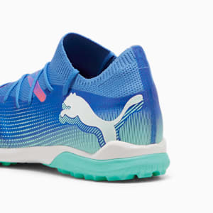 FUTURE 7 MATCH TT Football Boots, Bluemazing-PUMA White-Electric Peppermint, extralarge-IND