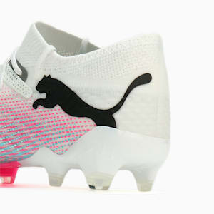 メンズ フューチャー 7 アルティメット ロー FG/AG サッカースパイク, PUMA White-PUMA Black-Poison Pink-Bright Aqua-Silver Mist, extralarge-JPN