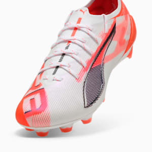 Tacos de fútbol para mujer ULTRA 5 ULTIMATE BRILLIANCE suelo firme, PUMA White-PUMA Black-Glowing Red, extralarge