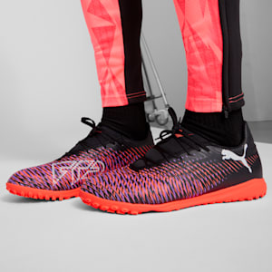 Tacos de futbol FUTURE 8 PLAY TT, PUMA Black-PUMA White-Glowing Red, extralarge