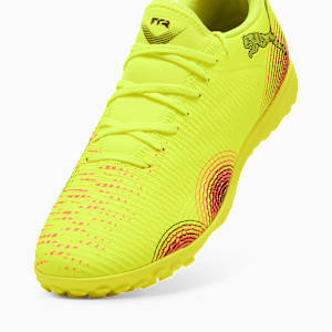 FUTURE 8 PLAY TT Men's Soccer Cleats, Yellow Alert-PUMA Black-Sun Struck, extralarge