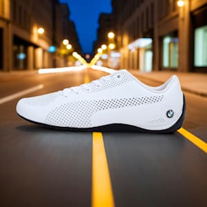 BMW Motorsport Drift Cat 5 Ultra Shoes, Puma White-Puma Black, extralarge-IND