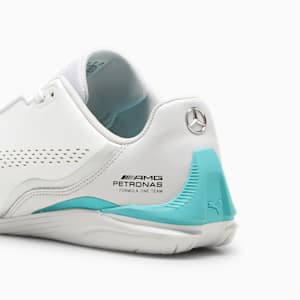Mercedes-AMG Petronas Formula 1 Drift Cat Decima Motorsport Shoes, PUMA White-Sheen Green, extralarge