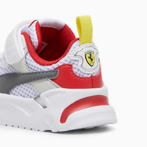 Tenis para infantes Scuderia Ferrari Trinity, PUMA White-Flat Medium Gray-Speed Yellow, extralarge