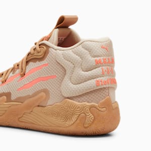 メンズ MB.03 Chinese New Year バスケットボールシューズ, PUMA Gold-Fluro Peach Pes, extralarge-JPN