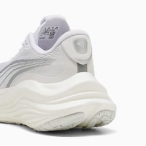 MagMax NITRO™ Women's Running Shoes, PUMA White-PUMA Silver, extralarge