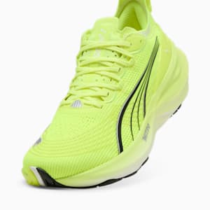 メンズ フォーエバーラン ニトロ 2 ランニングシューズ, Yellow Alert-PUMA Black, extralarge-JPN