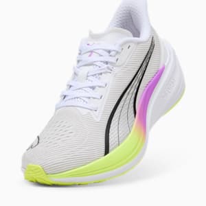 Tenis de running Darter Pro para mujer, PUMA White-Pure Magenta-Yellow Alert, extralarge