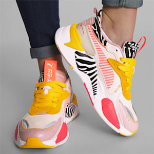 What Stores Sell Puma Shoes?