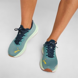 Zapatos para correr PUMA x FIRST MILE Velocity Nitro 2 para mujer, Adriatic-Dark Night-Fresh Pear