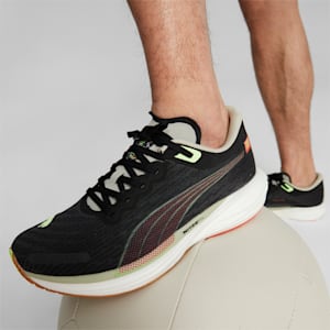 Zapatos para correr PUMA x FIRST MILE Deviate NITRO para hombre, Puma Black-Fizzy Apple-Firelight