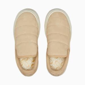 ウィメンズ スウェード マユ スリッポン ファームストリップ スニーカー, Light Sand-Marshmallow