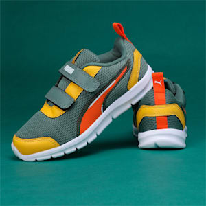 Racer V1 Kid's Sneakers, Eucalyptus-Rickie Orange-Yellow Sizzle, extralarge-IND