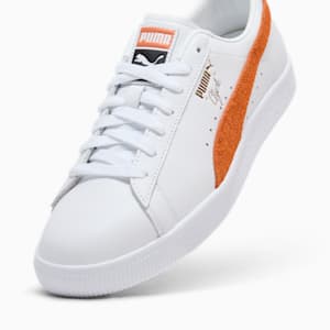 Clyde Base Sneakers, PUMA White-Maple Syrup-Puma Team Gold, extralarge