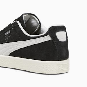 Clyde Hairy Suede Unisex Sneakers, PUMA Black-Frosted Ivory, extralarge-IND