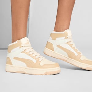 Tenis para mujer PUMA Rebound LayUp SL, Warm White-Light Sand-Sugared Almond, extralarge