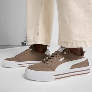 Court Classic Vulcanised Formstrip Unisex Sneakers, Totally Taupe-PUMA White, extralarge