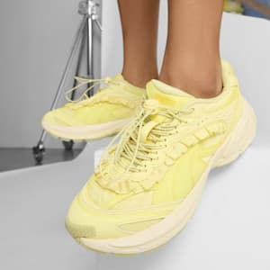 Sneakers jaunes rétro PUMA x COLLINA STRADA Velophasis Femme, Yellow Pear-Fresh Pear, extralarge