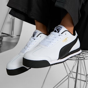 Tenis para mujer Roma 24 Standard, PUMA White-PUMA Black-Puma Team Gold, extralarge