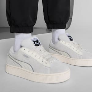 Tenis Suede XL Glam Athletics para mujer, Feather Gray-Warm White, extralarge