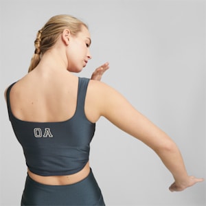 Top corto de entrenamiento PUMA x OLIVIA AMATO para mujer, Dark Night