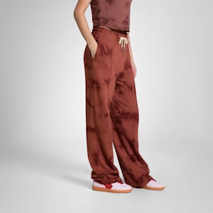 WARDROBE Essentials FLORAL PACK Women's Washed Straight Sweatpants, Chocotart, extralarge-IND
