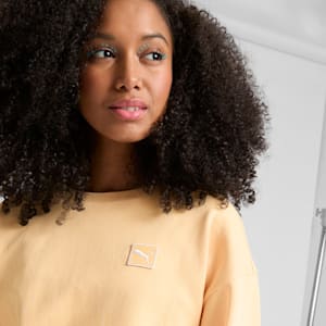 Sudadera Essentials ELEVATED Comfort para mujer, Almost Apricot, extralarge