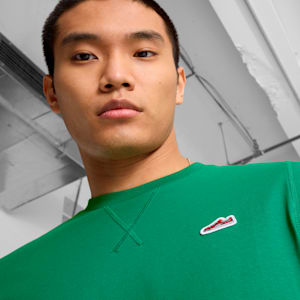 WARDROBE ESSENTIALS Suede Logo Men's Tee, Archive Green, extralarge