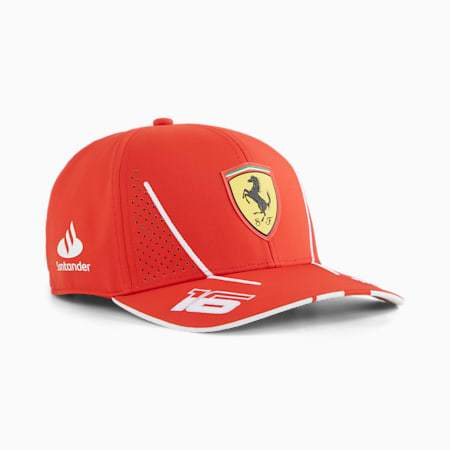 Scuderia Ferrari, Scarpe e abbigliamento Scuderia