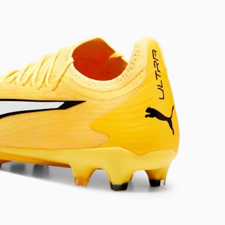 Gold puma football boots clearance