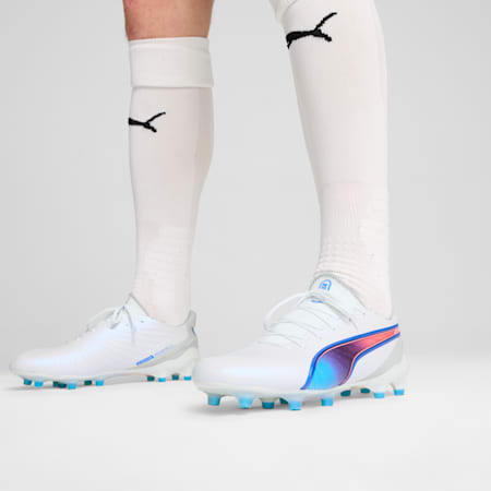 White puma boots discount