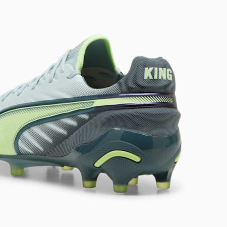 Scarpe da calcio per femmine new arrivals