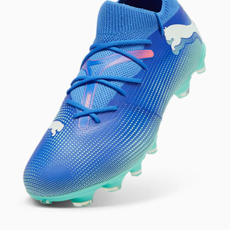 Puma cleats hotsell