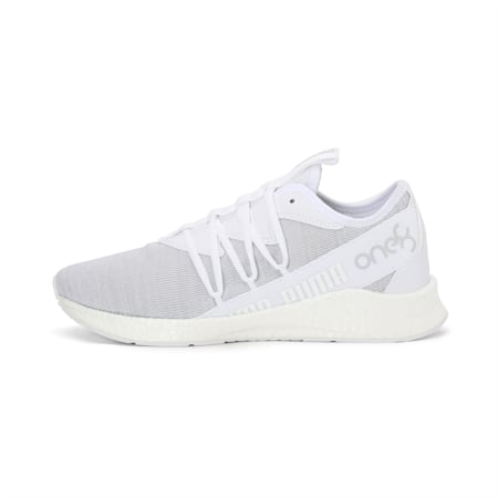 puma white sports shoes