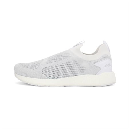 puma white running shoes