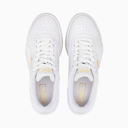 white puma tennis shoes