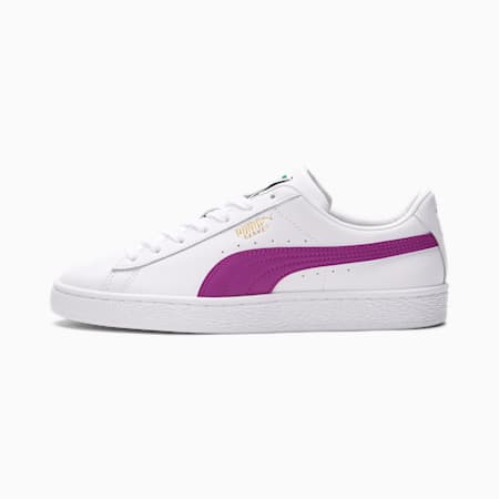 Zapatos y zapatos deportivos blancos