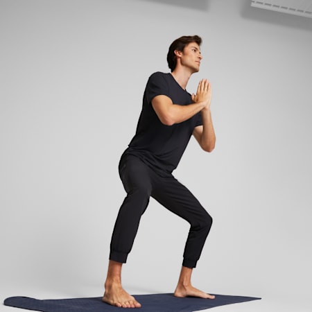 Men's Yoga Clothing & Shoes