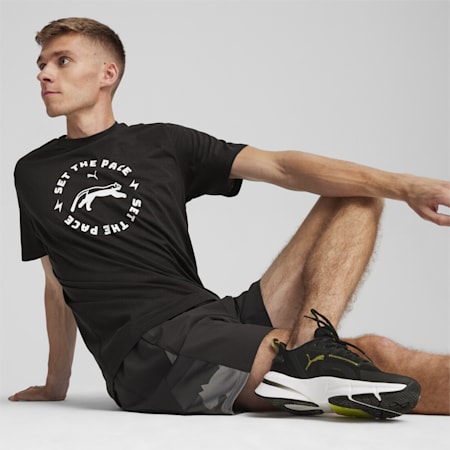 MEN’S RUN SLOGAN Training Tee Q1, PUMA Black, small-PHL