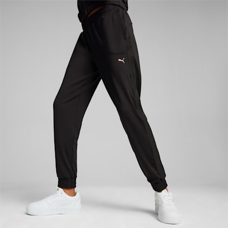 PUMA x PAMELA REIF Jogginghose mit schmal zulaufendem Bein Damen, PUMA Black, small