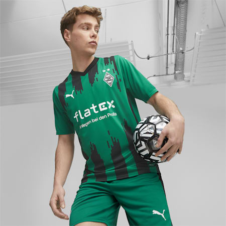 Borussia Mönchengladbach 23/24 Auswärtstrikot Herren, Power Green-PUMA Black, small