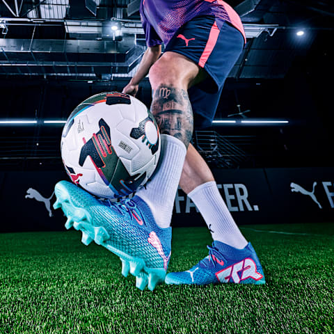 Tacos de futbol FUTURE 7 ULTIMATE FG AG PUMA