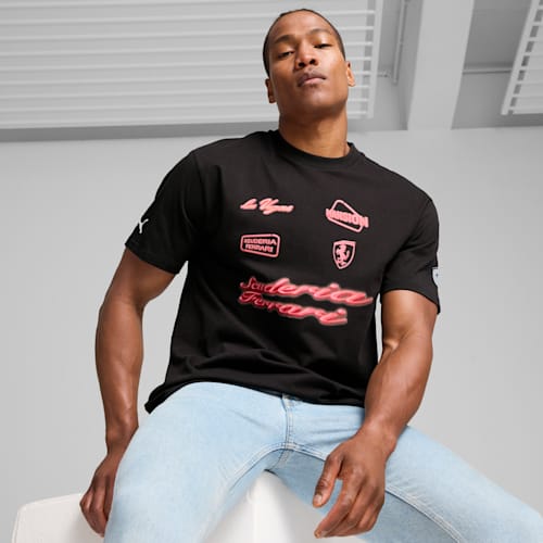 Tシャツ・カットソー FERRARI Men T-shirt Black 21969 01 T-shirt with Ferrari logo graphic in Black for Men | Ferrari®
